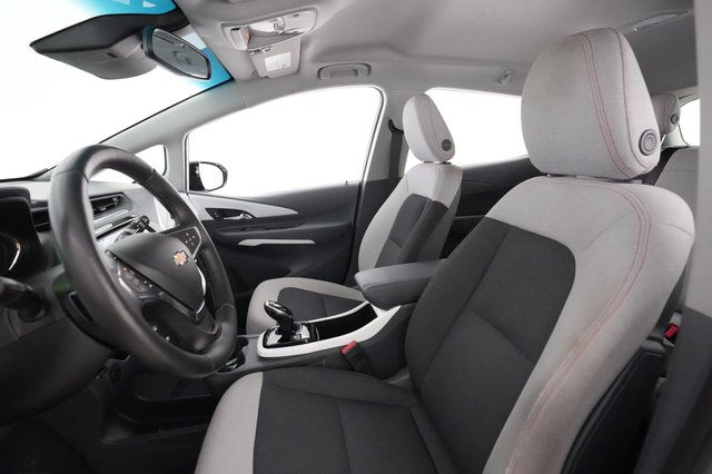 2020 Chevrolet Bolt — photo 15 of 37