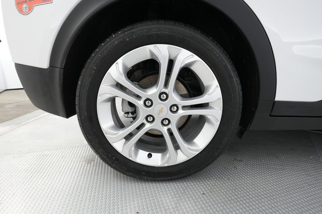2020 Chevrolet Bolt — photo 14 of 37