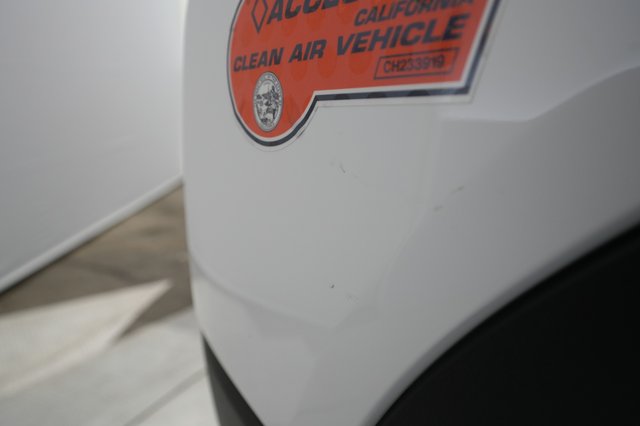 2020 Chevrolet Bolt — photo 25 of 37