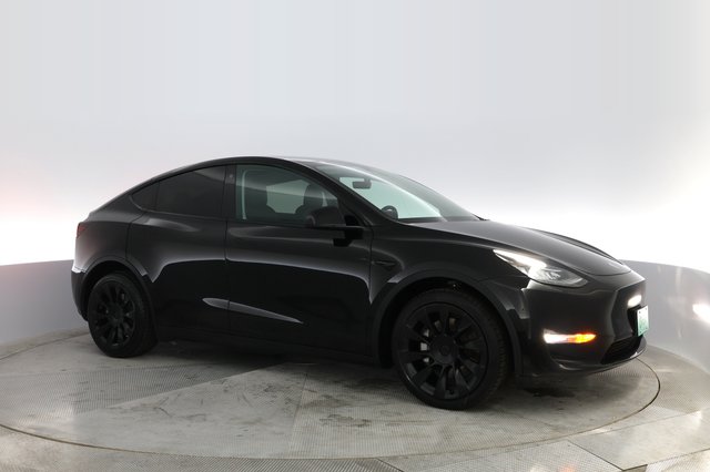 2021 Tesla Model Y — photo 7 of 37