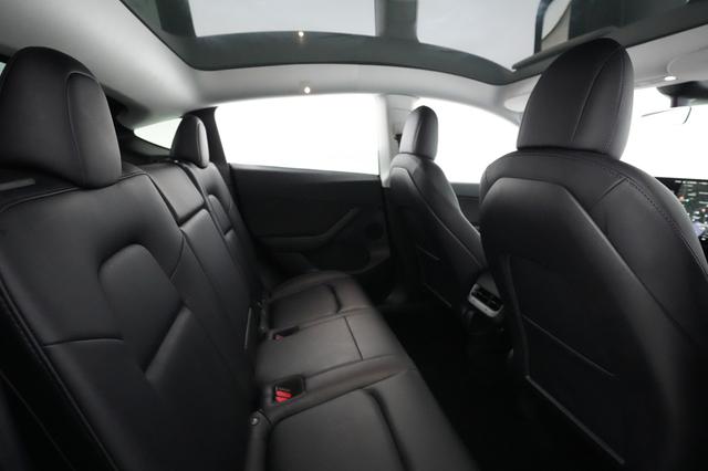 2021 Tesla Model Y — photo 3 of 37