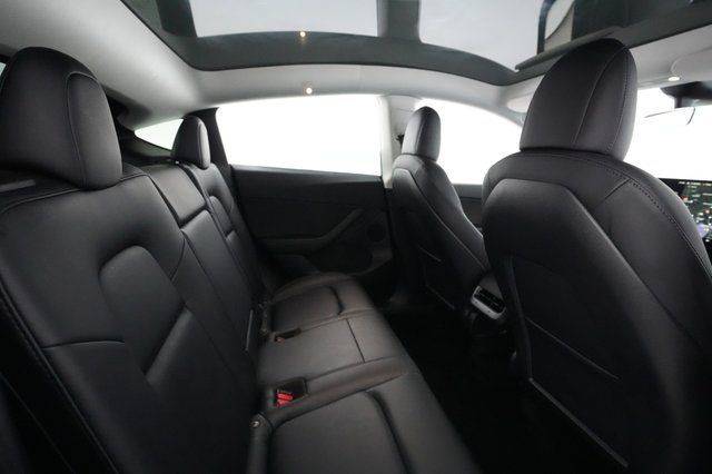 2021 Tesla Model Y — photo 3 of 37