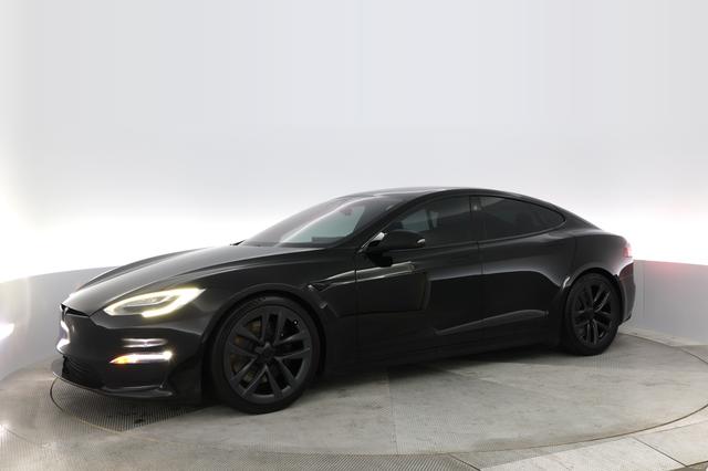 2021 Tesla Model S — photo 10 of 30