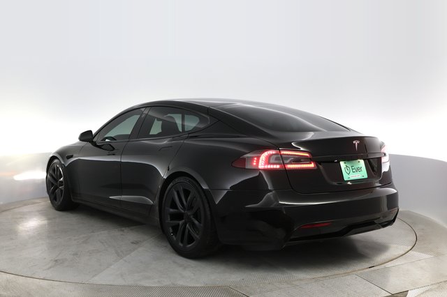 2021 Tesla Model S — photo 9 of 30