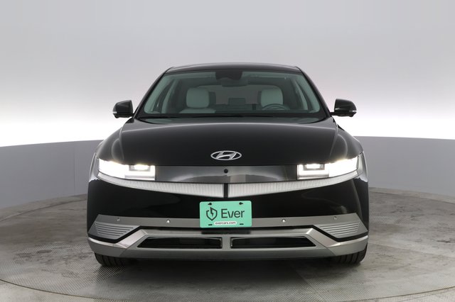 2024 Hyundai IONIQ 5 — photo 9 of 28