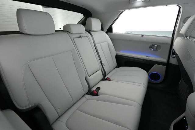 2024 Hyundai IONIQ 5 — photo 4 of 28