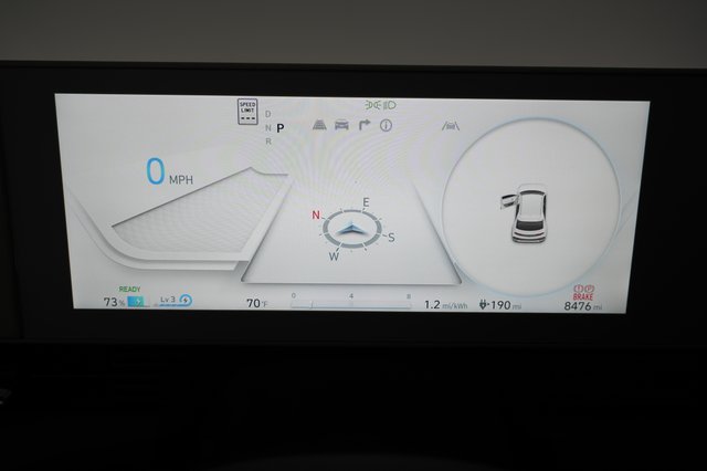 2024 Hyundai IONIQ 5 — photo 5 of 28
