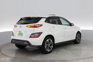 2022 Hyundai Kona — photo 2 of 30