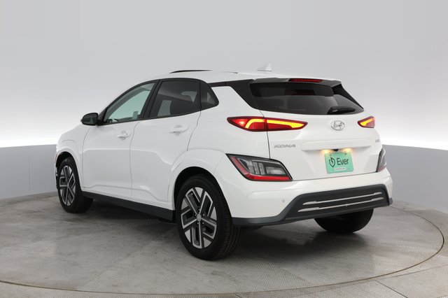 2022 Hyundai Kona — photo 9 of 30