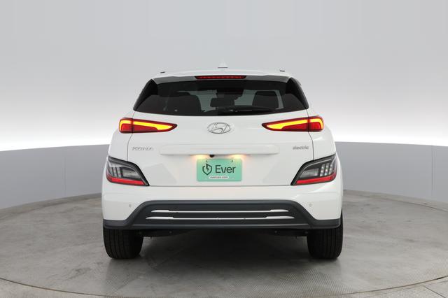 2022 Hyundai Kona — photo 8 of 30