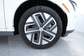 2022 Hyundai Kona — photo 13 of 30