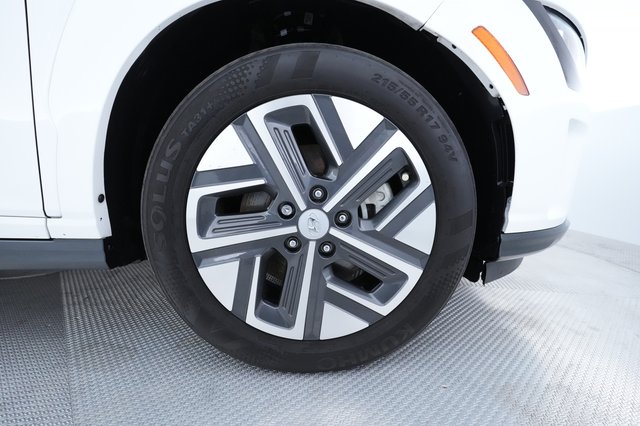 2022 Hyundai Kona — photo 13 of 30
