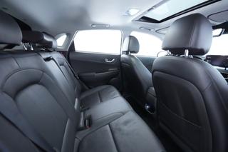 2022 Hyundai Kona — photo 3 of 30