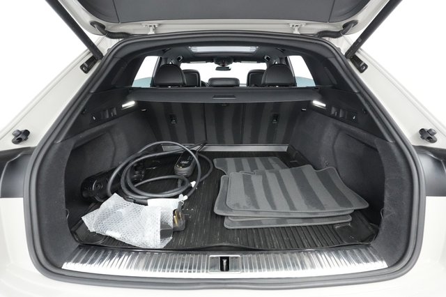 2022 Audi e-tron
