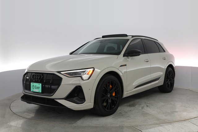 2022 Audi e-tron — VIN WA1VABGE0NB025132