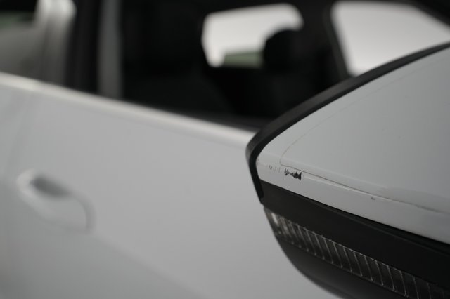 2022 Audi e-tron — photo 23 of 23