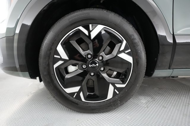 2023 Kia Niro EV — photo 11 of 31
