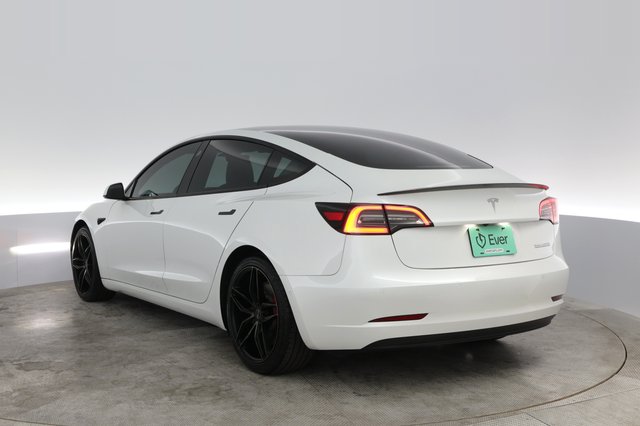 2021 Tesla Model 3 — photo 9 of 73