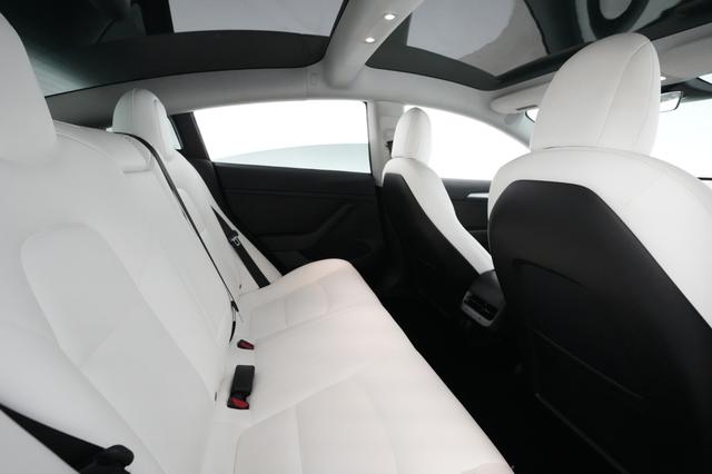 2021 Tesla Model 3 — photo 3 of 73