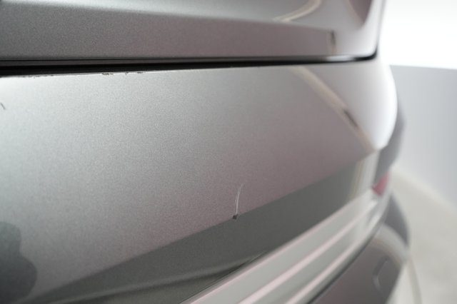2019 Audi e-tron — photo 27 of 31