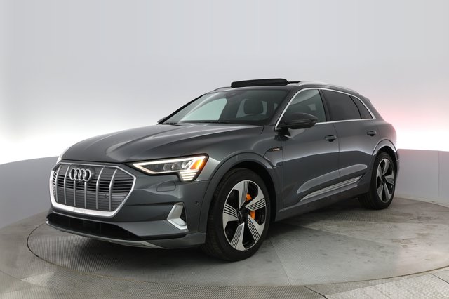 2019 Audi e-tron — VIN WA1VAAGE4KB008114