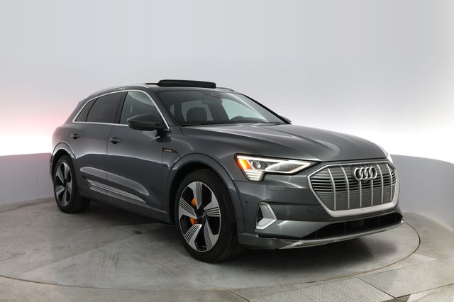 2019 Audi e-tron — photo 6 of 31