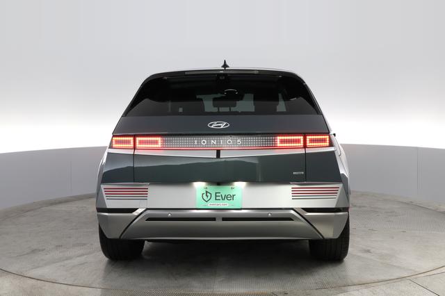 2024 Hyundai IONIQ 5 — photo 8 of 30