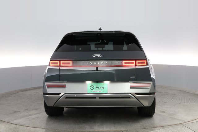 2024 Hyundai IONIQ 5 — photo 8 of 30