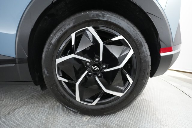 2023 Hyundai IONIQ 5 — photo 12 of 28