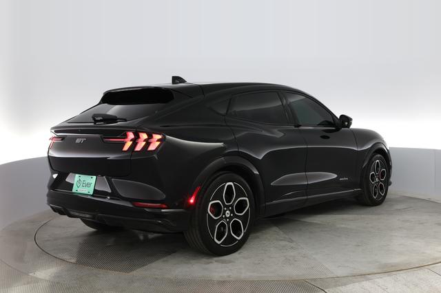 2022 Ford Mustang Mach-E — photo 2 of 38