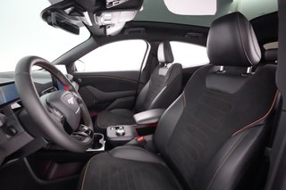 2022 Ford Mustang Mach-E — photo 15 of 38