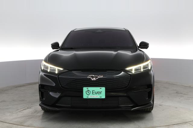 2022 Ford Mustang Mach-E — photo 5 of 38