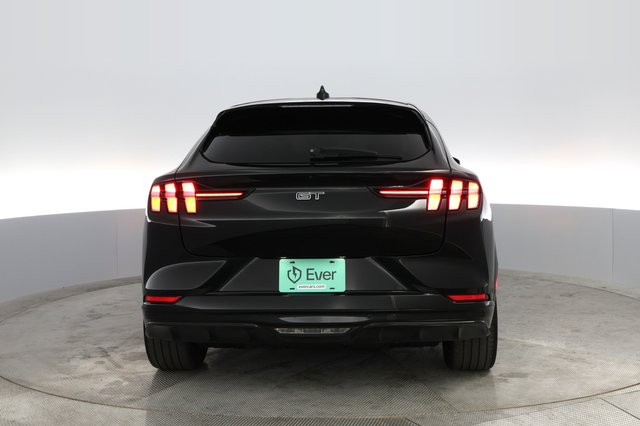 2022 Ford Mustang Mach-E — photo 8 of 38