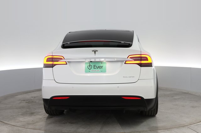 2019 Tesla Model X — photo 8 of 41