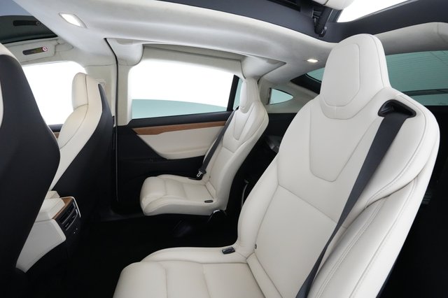 2019 Tesla Model X — photo 16 of 41
