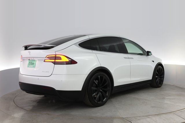 2019 Tesla Model X — photo 2 of 41