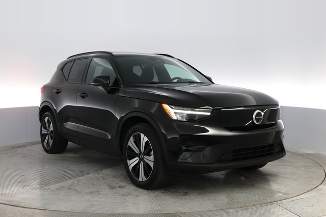 2023 Volvo XC40 Recharge — photo 6 of 30