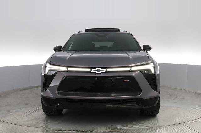 2024 Chevrolet Blazer EV — photo 10 of 23