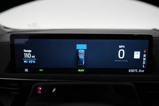 2022 Ford Mustang Mach-E — photo 4 of 34