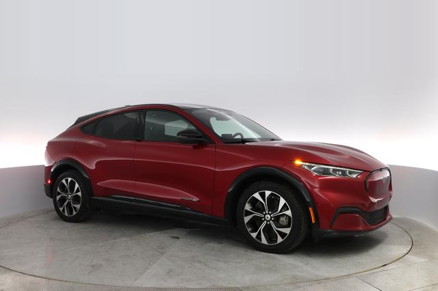 2022 Ford Mustang Mach-E — photo 7 of 34