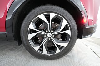 2022 Ford Mustang Mach-E — photo 12 of 34