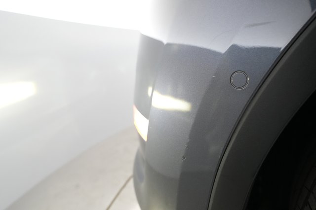 2021 Tesla Model Y — photo 23 of 33