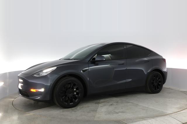 2021 Tesla Model Y — photo 10 of 33
