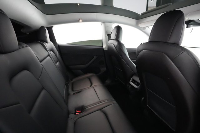 2021 Tesla Model Y — photo 3 of 33