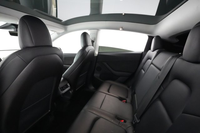 2021 Tesla Model Y — photo 16 of 33