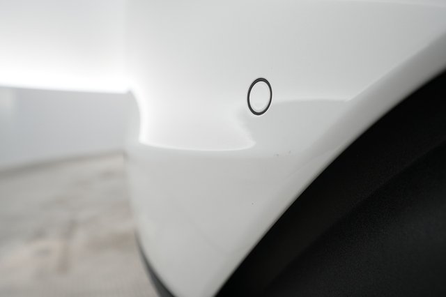 2020 Porsche Taycan — photo 19 of 24