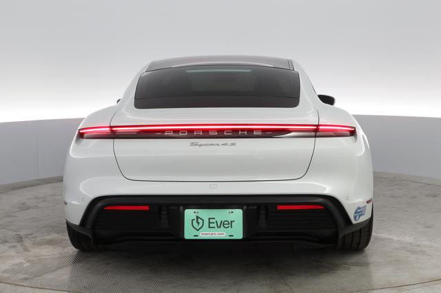 2020 Porsche Taycan — photo 6 of 24