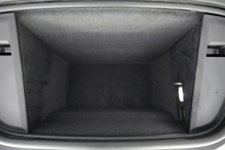 2020 Porsche Taycan — photo 16 of 24