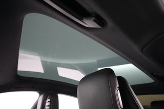 2020 Porsche Taycan — photo 13 of 24
