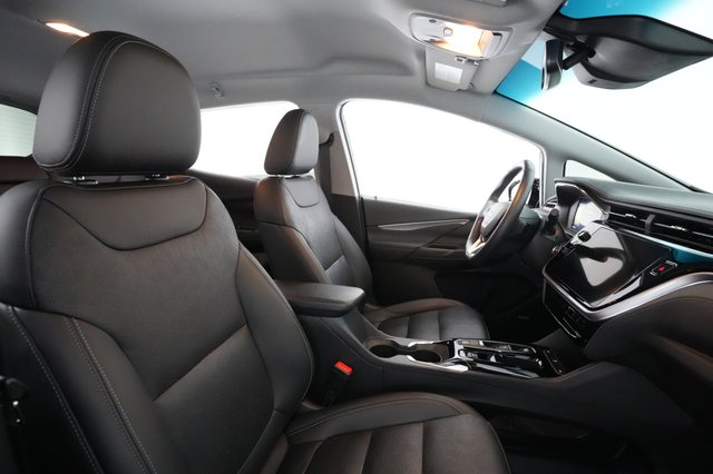 2022 Chevrolet Bolt EV — photo 17 of 26